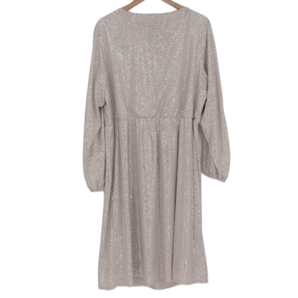 Marina Blouson Sleeve Metallic Dress in Champagne Women’s Size 18W - Picture 10 of 14